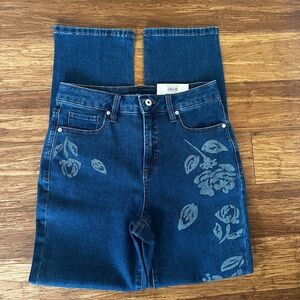 New! Style & Co size 8 Floral Embroidered Blue Jeans